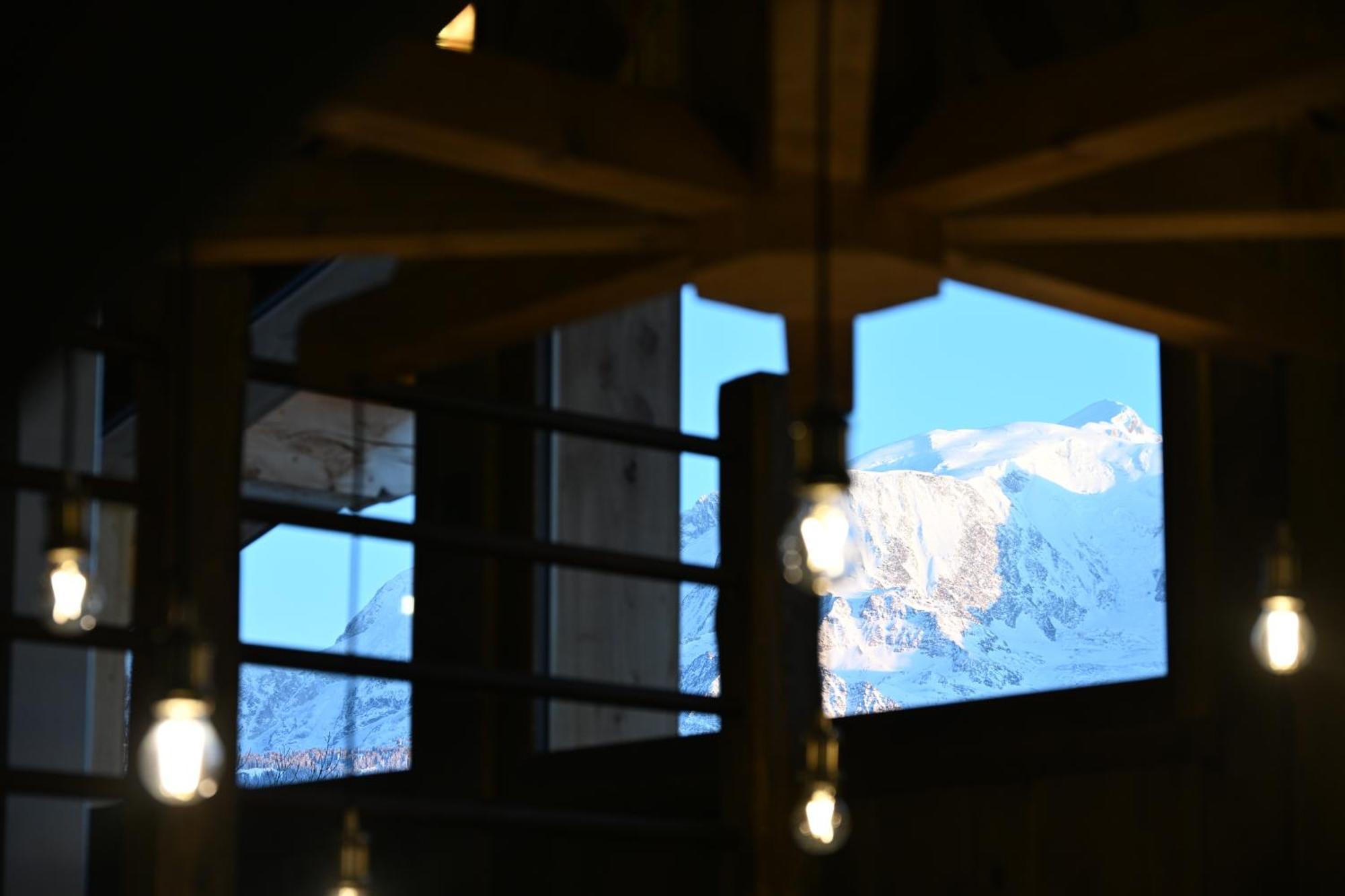 Chalet Montana 孔布卢 外观 照片
